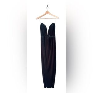 Lulus Emerald Green Strapless Velvet Maxi dress, size small
